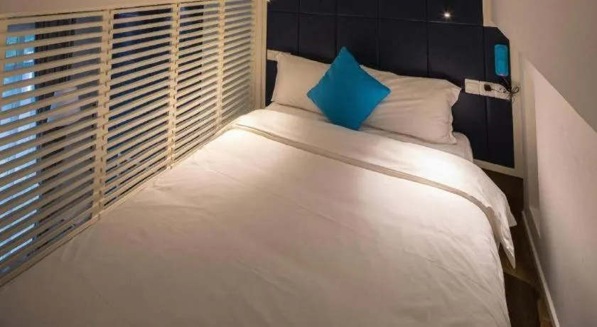 Bed in Shanghai Jinchen Hotel