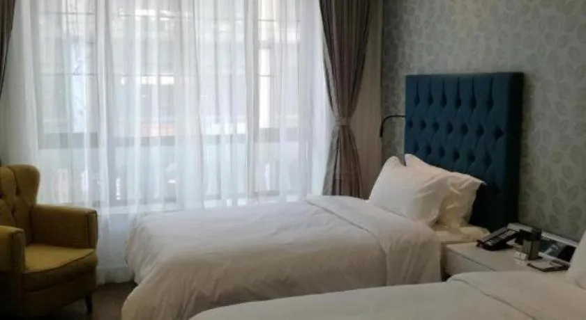 Bed in Shanghai Jinchen Hotel