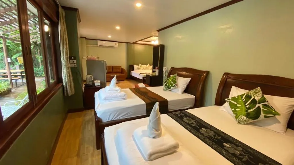 Bed in Khaoyai Kirithantip Resort