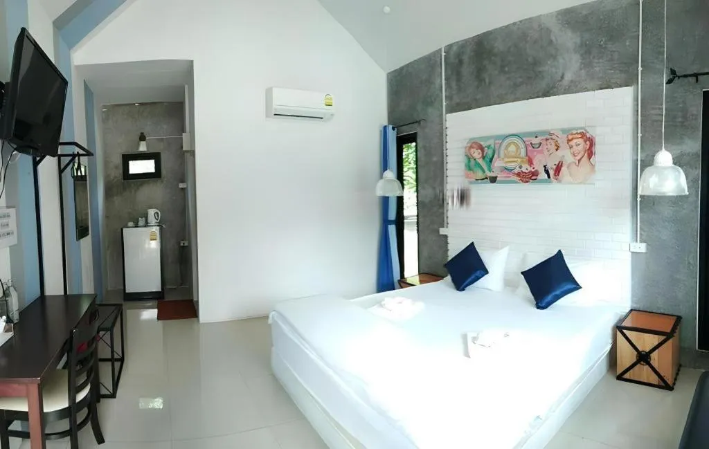 Bed in The Lighthouse Resort at Chanthaburi