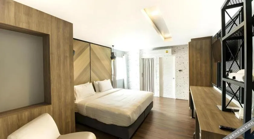 Bed in The Circle Hotel