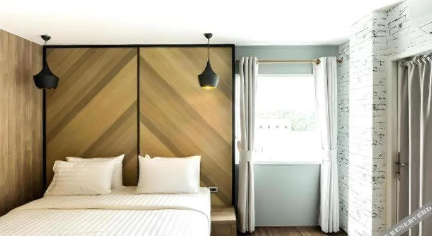 Bed in The Circle Hotel