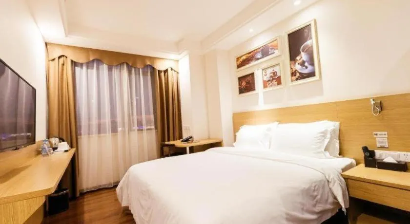 Bed in T Social Hotel Guangzhou Railway Station Branch
