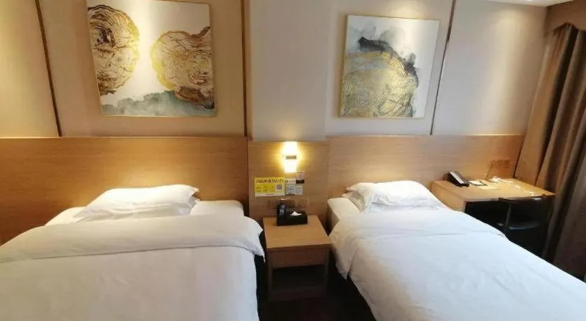 Bed in T Social Hotel Guangzhou Railway Station Branch