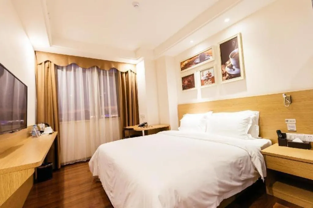 Bed in T Social Hotel Guangzhou Railway Station Branch