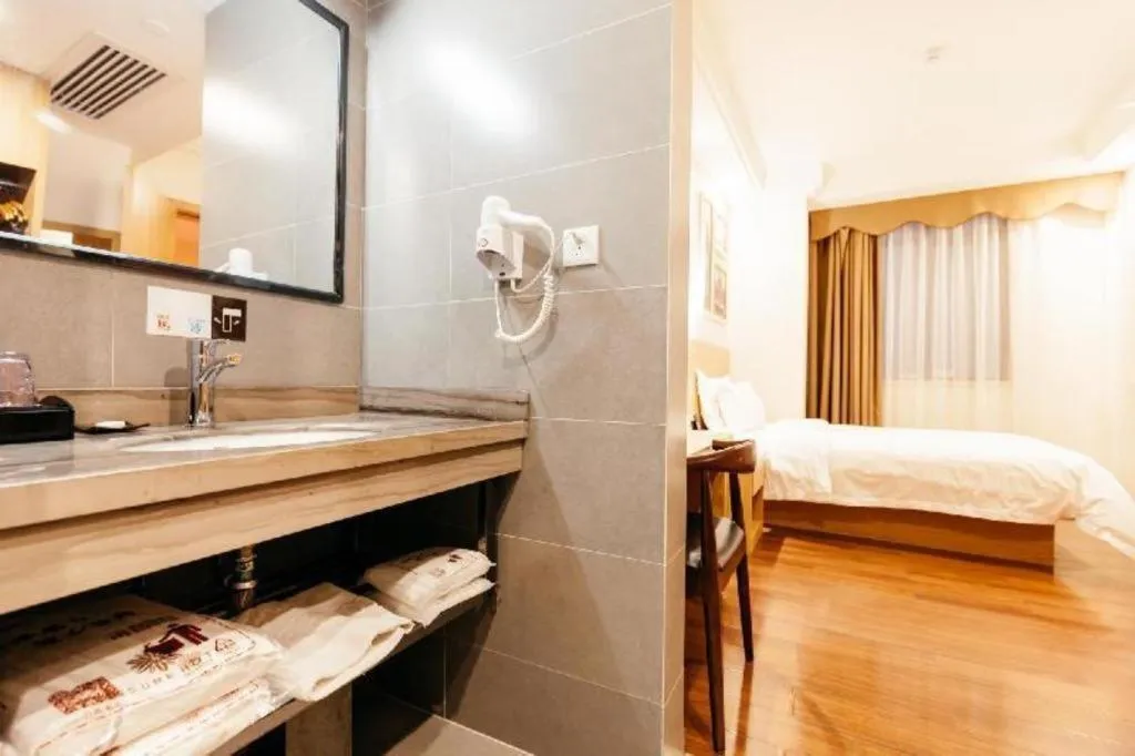 Bed in T Social Hotel Guangzhou Railway Station Branch