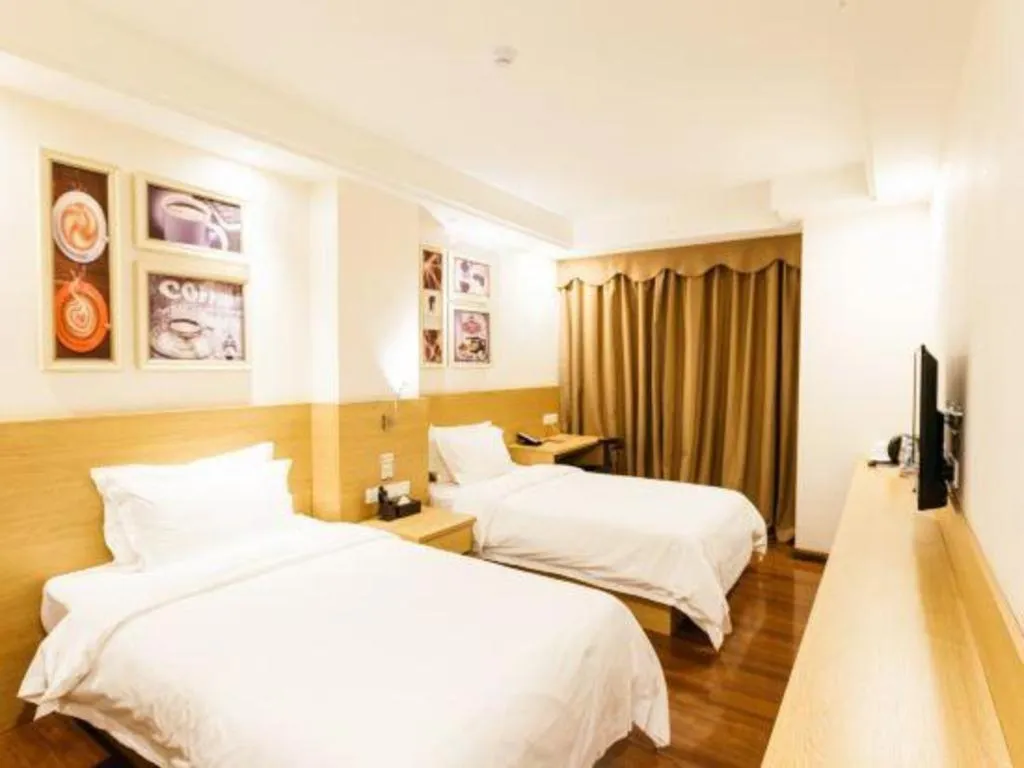 Bed in T Social Hotel Guangzhou Railway Station Branch