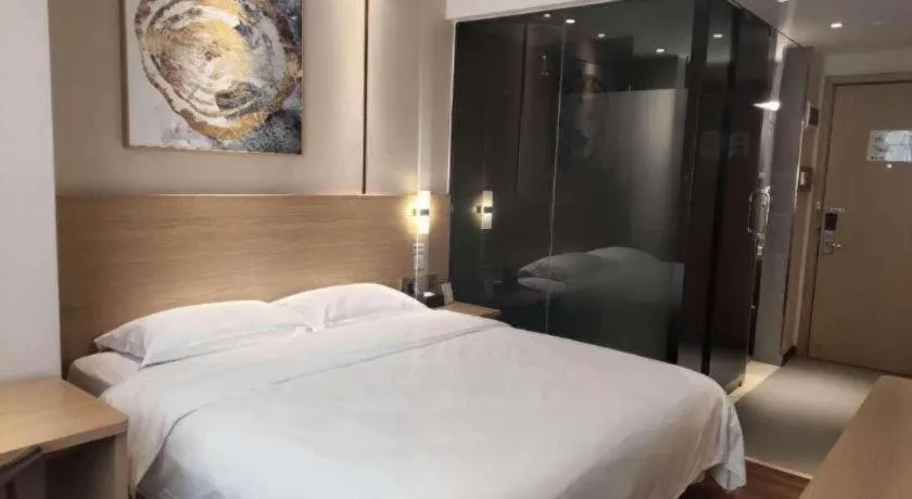Bed in T Social Hotel Guangzhou Railway Station Branch