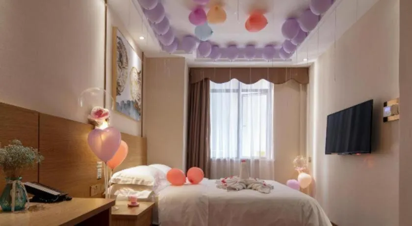 Bed in T Social Hotel Guangzhou Railway Station Branch