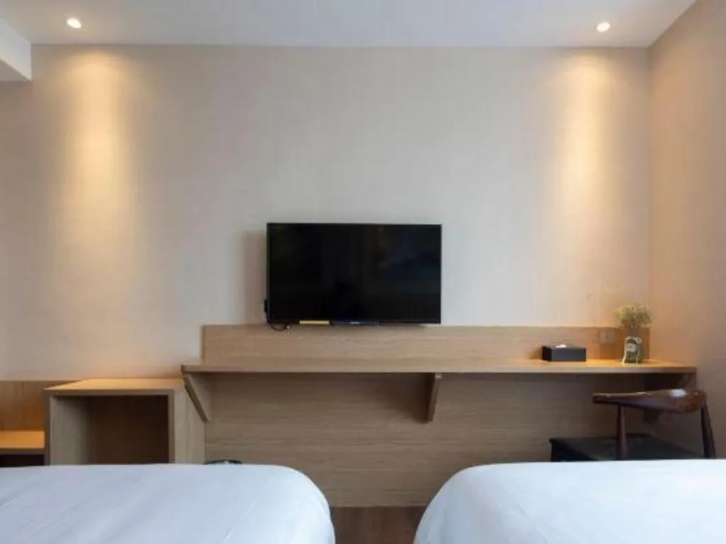 Bed in T Social Hotel Guangzhou Railway Station Branch