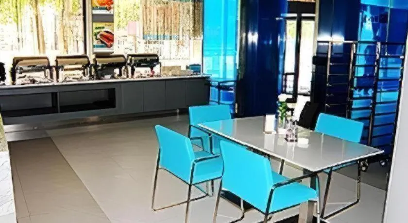 Jinjiang Inn Yueyang Railway Station