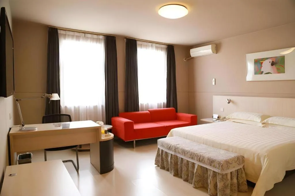 Bed in Jinjiang Inn Yueyang Railway Station