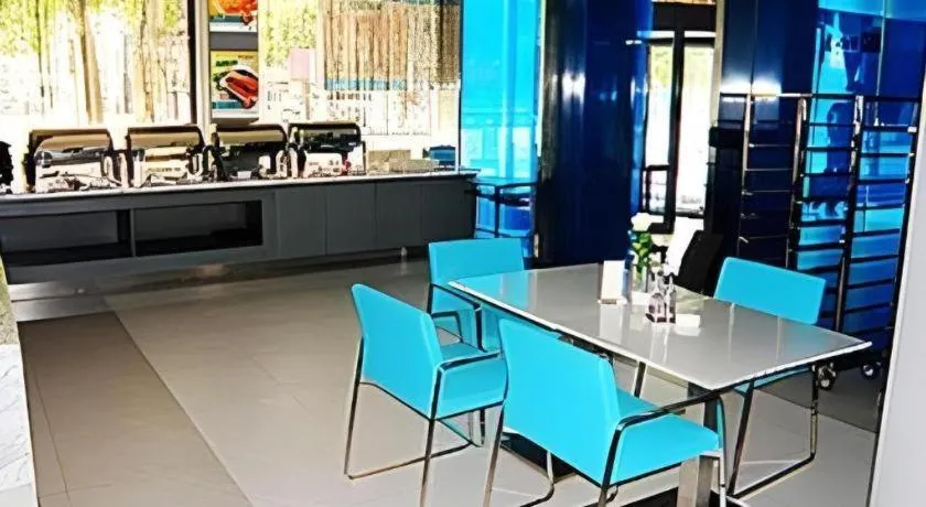 Jinjiang Inn Yueyang Railway Station