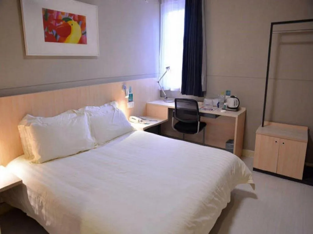 Bed in Jinjiang Inn Suqian Xiangwang Hometown Xingfu South Road