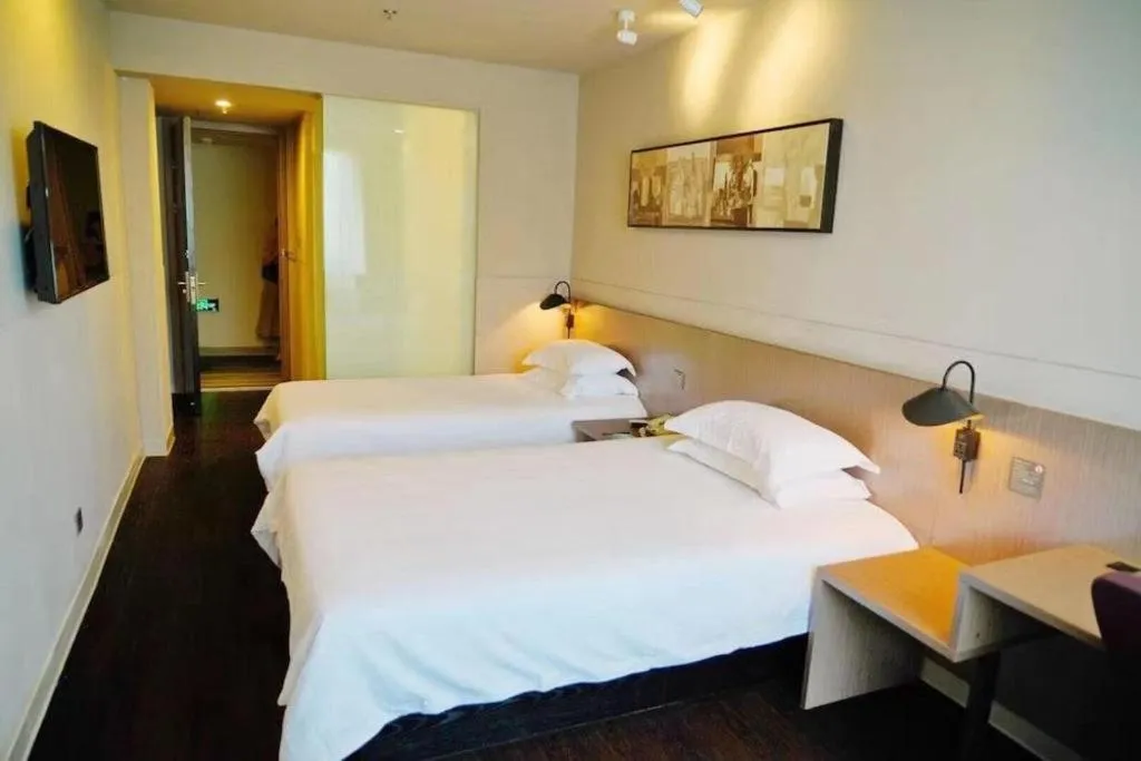 Bed in Jinjiang Inn Select Shanghai Expo Park Dezhou Road