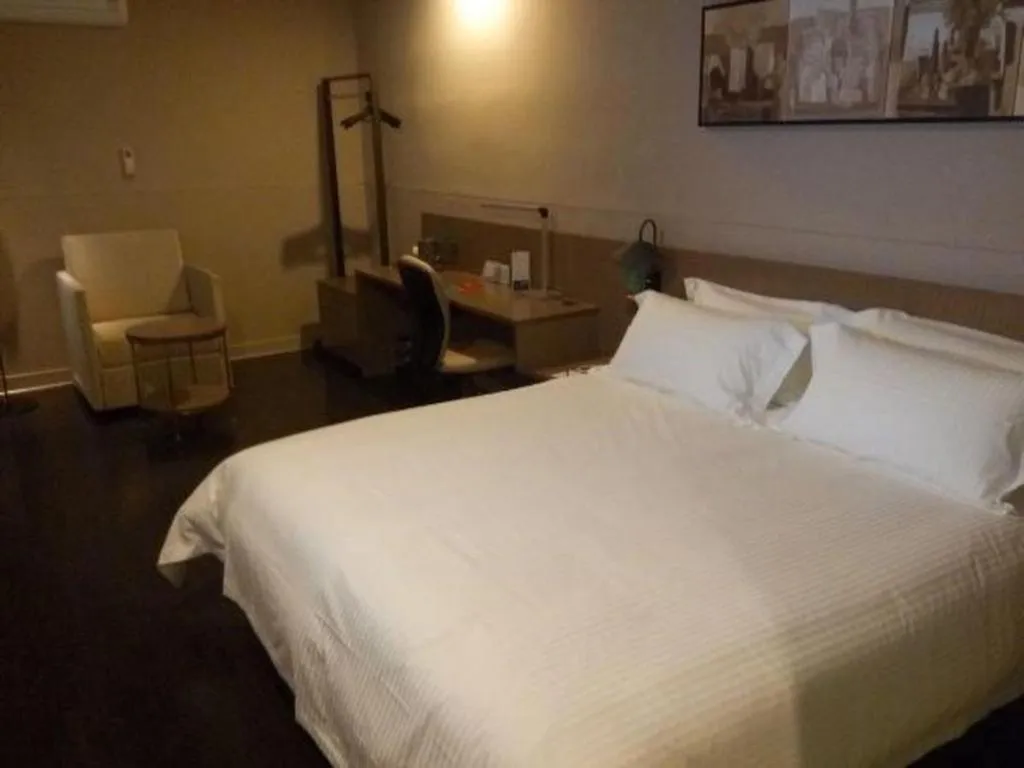 Bed in Jinjiang Inn Select Shanghai Expo Park Dezhou Road