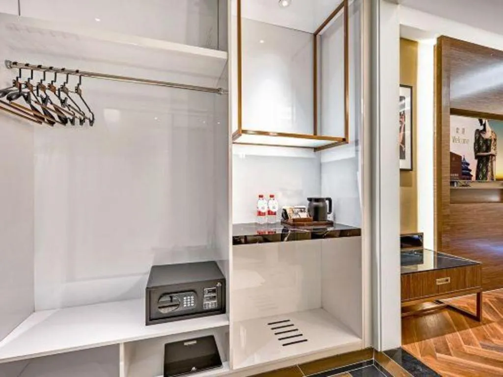 Jinjiang Metropolo Shaoxing Keqiao Wanda Plaza