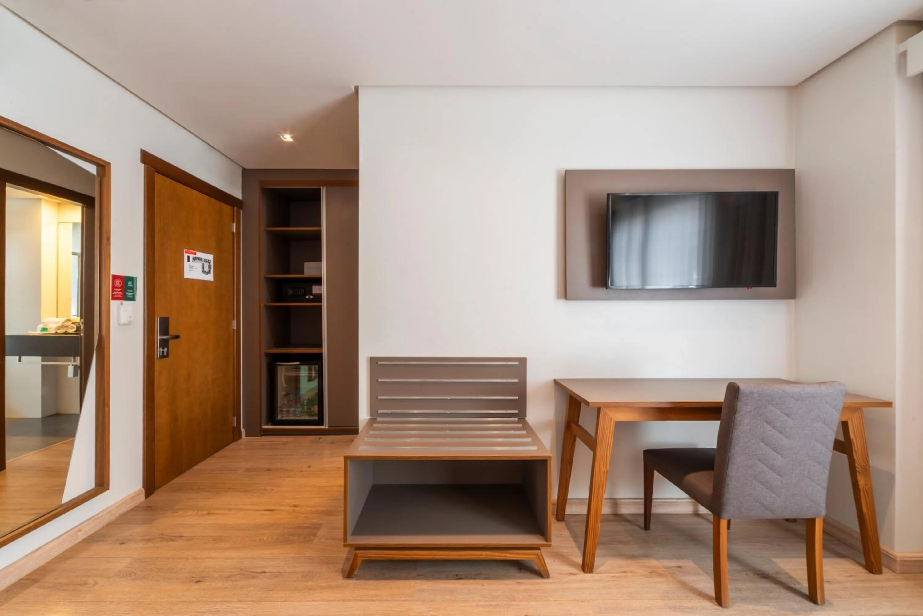 Bedroom in Hotel Laghetto Stilo Centro