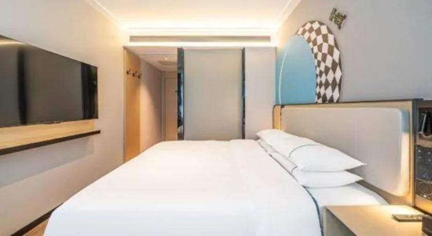 Bed in City Comfort Inn Guangzhou Tiyu West Road Metro Station