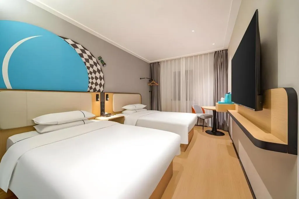 Bed in City Comfort Inn Guangzhou Tiyu West Road Metro Station