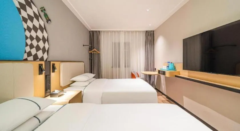 Bed in City Comfort Inn Guangzhou Tiyu West Road Metro Station