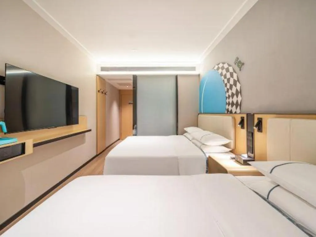 Bed in City Comfort Inn Guangzhou Tiyu West Road Metro Station