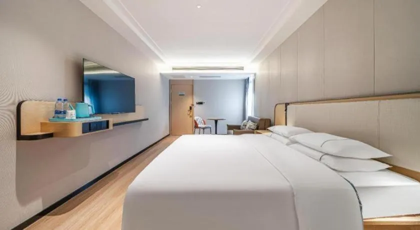 Bed in City Comfort Inn Guangzhou Tiyu West Road Metro Station