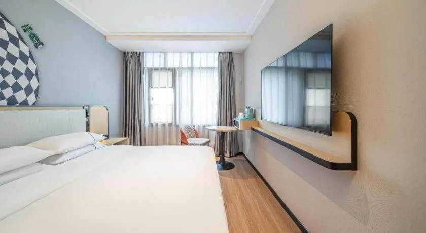 Bed in City Comfort Inn Guangzhou Tiyu West Road Metro Station