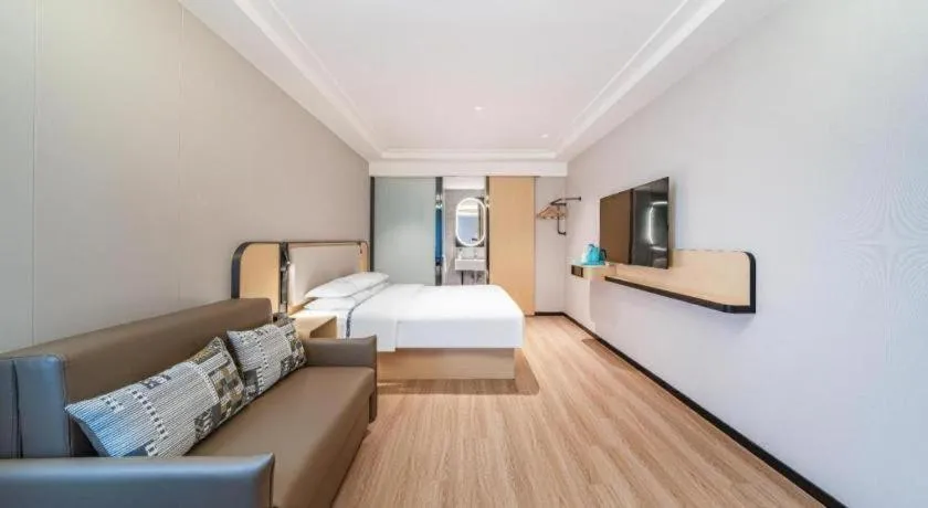 Bed in City Comfort Inn Guangzhou Tiyu West Road Metro Station