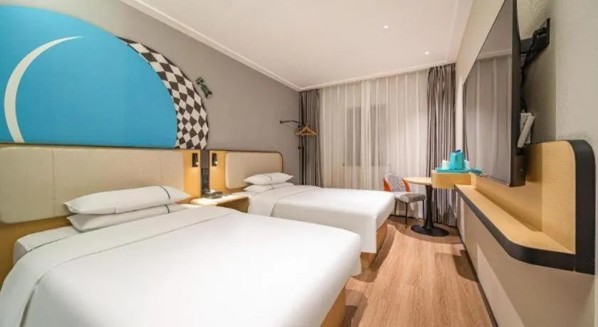 Bed in City Comfort Inn Guangzhou Tiyu West Road Metro Station