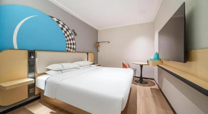 Bed in City Comfort Inn Guangzhou Tiyu West Road Metro Station