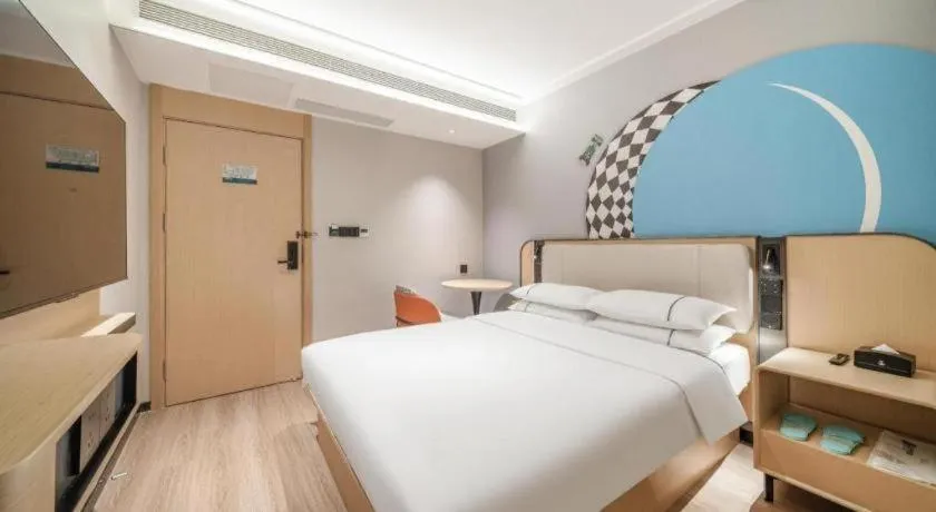 Bed in City Comfort Inn Guangzhou Tiyu West Road Metro Station