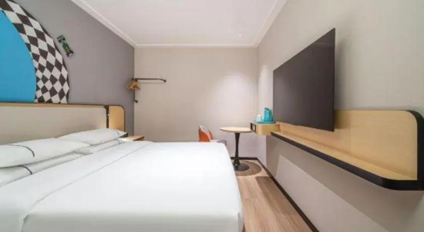 Bed in City Comfort Inn Guangzhou Tiyu West Road Metro Station