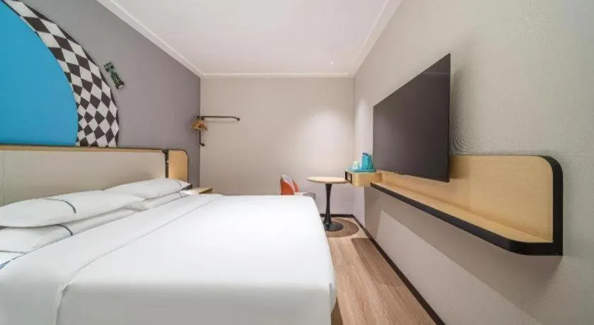 Bed in City Comfort Inn Guangzhou Tiyu West Road Metro Station