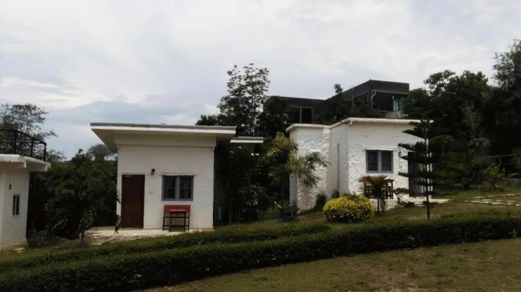 White Rock Resort Pakchong