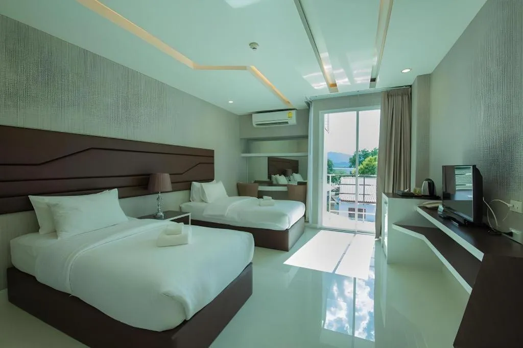 Bed in Phuglong Hotel