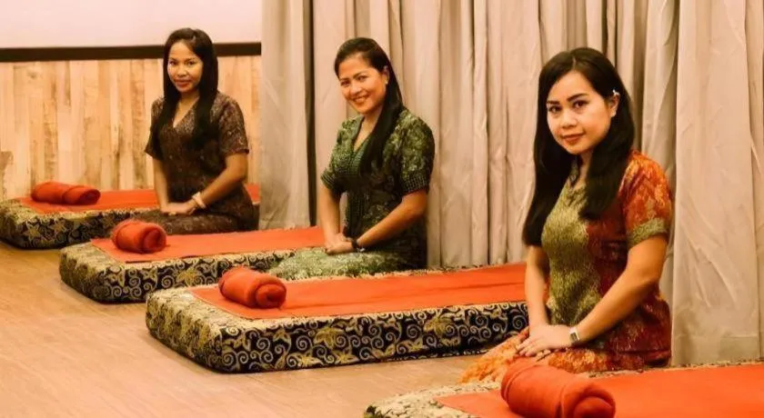 The Golden Bay Hotel Batam