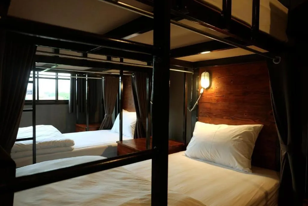 Bed in Rider bedroom hostel & cafe