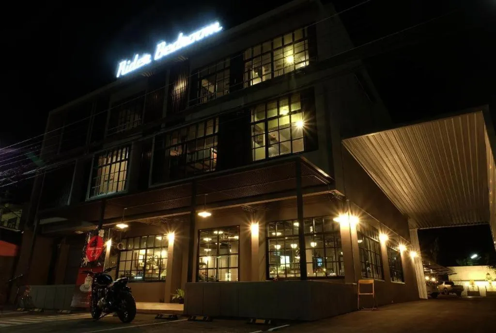 Rider bedroom hostel & cafe