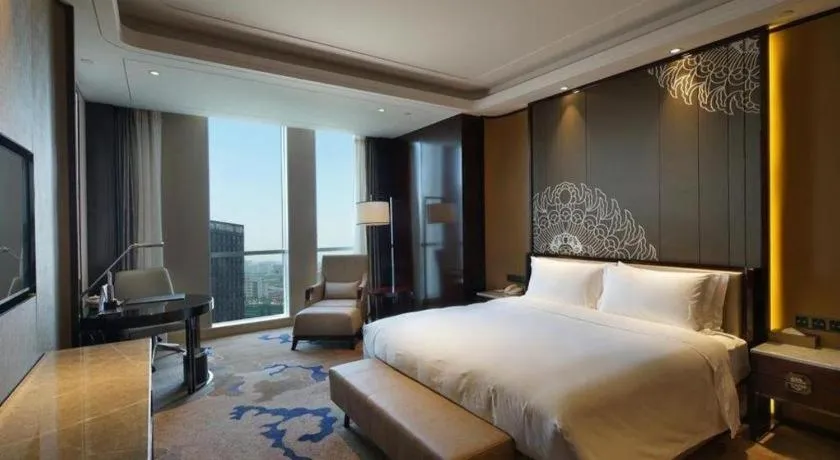 Bed in Beijing Grand Skylight International Hotel