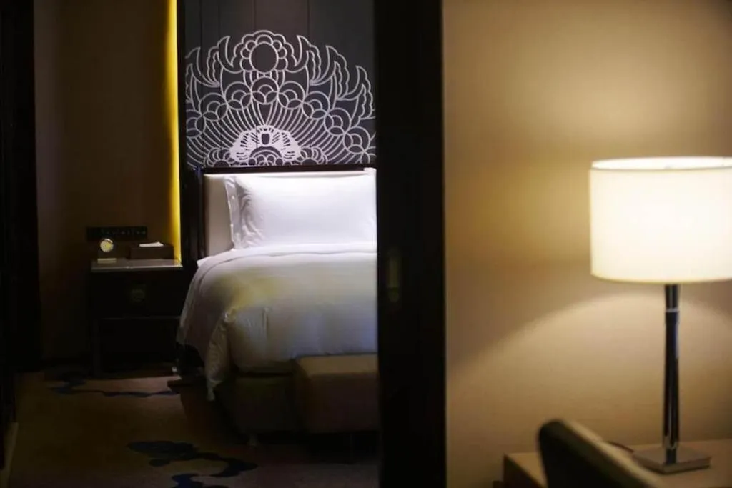 Bed in Beijing Grand Skylight International Hotel