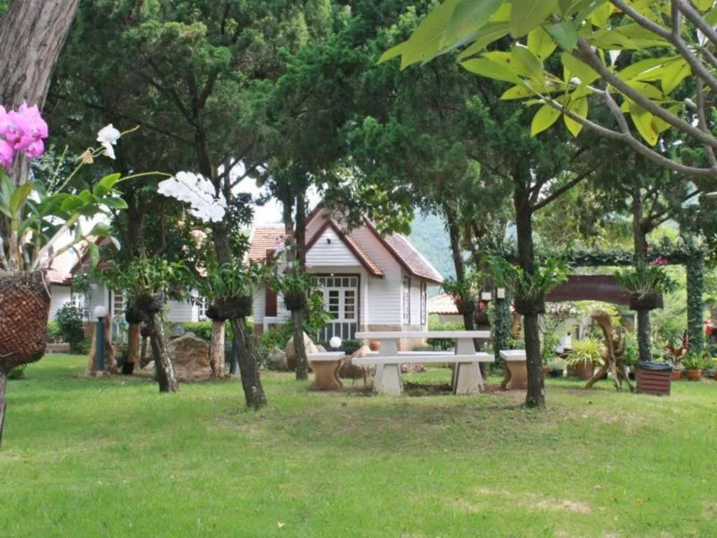 Khao Yai Country Hill Resort