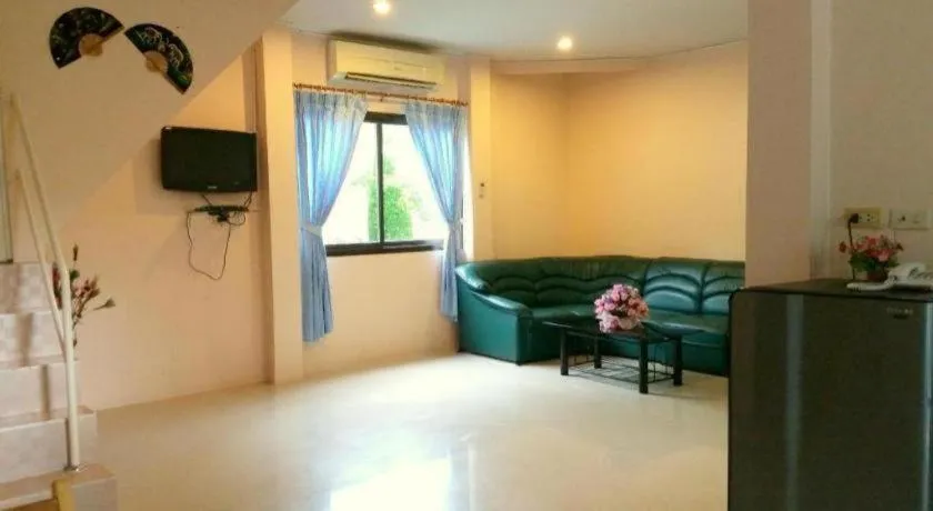 Tanaosri & Creekside Resort