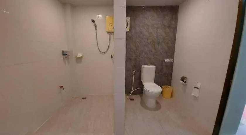 Tanaosri & Creekside Resort