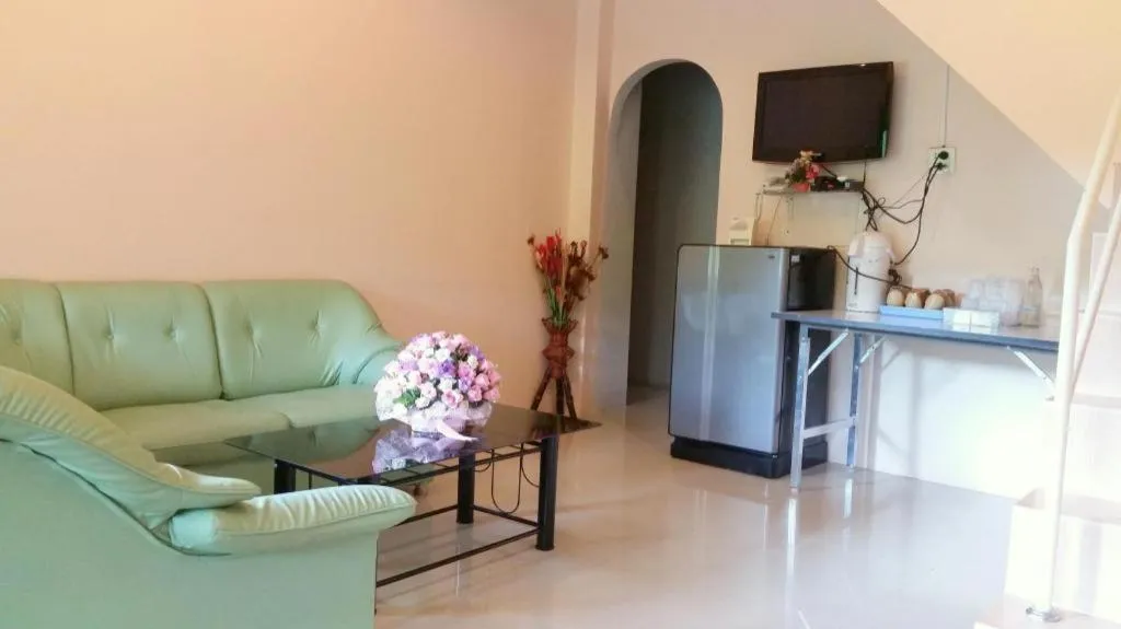 Tanaosri & Creekside Resort