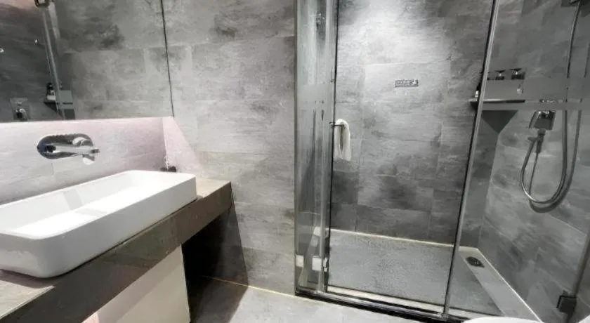 Aishang Hotel (Lecong Furniture Mall, Foshan)