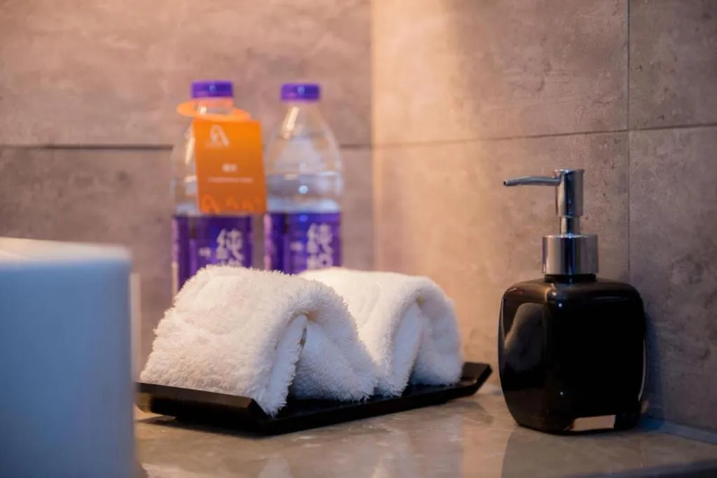 Aishang Hotel (Lecong Furniture Mall, Foshan)