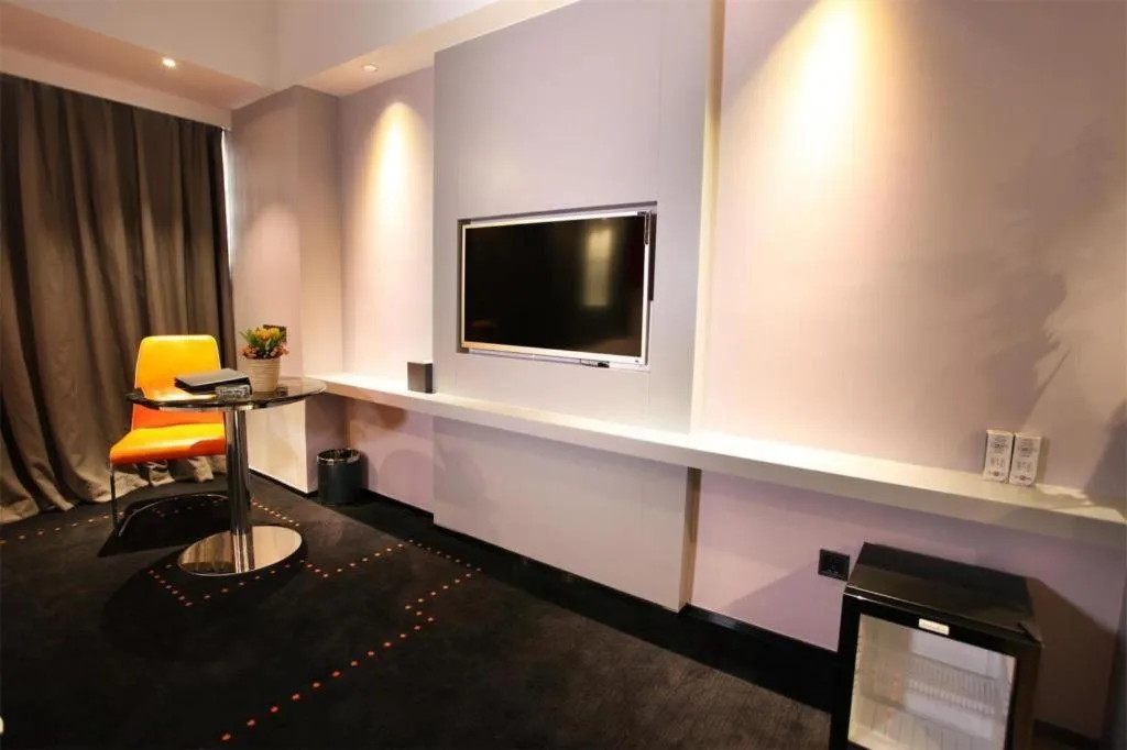 Aishang Hotel (Lecong Furniture Mall, Foshan)