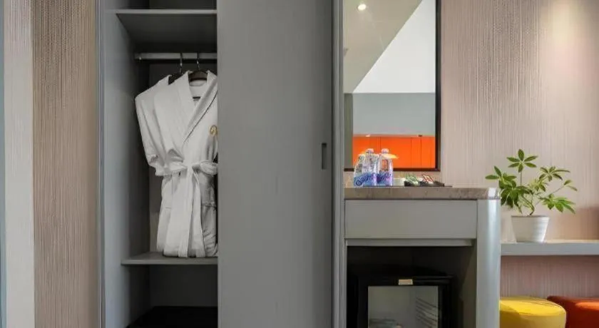 Aishang Hotel (Lecong Furniture Mall, Foshan)