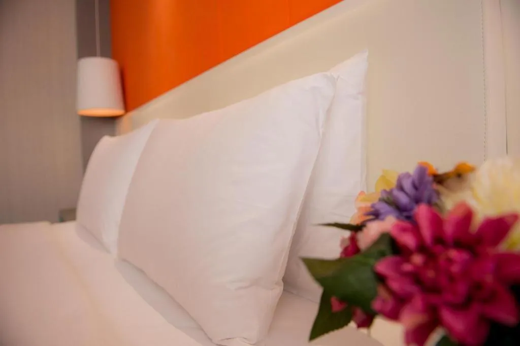 Bed in Aishang Hotel (Lecong Furniture Mall, Foshan)